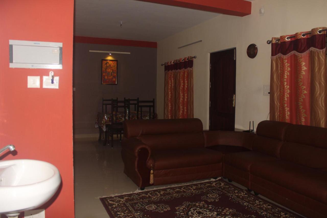 Sp Plaza Service Apartment تريفِندرم المظهر الخارجي الصورة